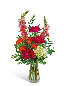 An impressive flower bouquet with long stemmed flowers