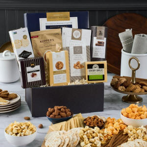 Valentine’s Day gourmet snack gift box for men